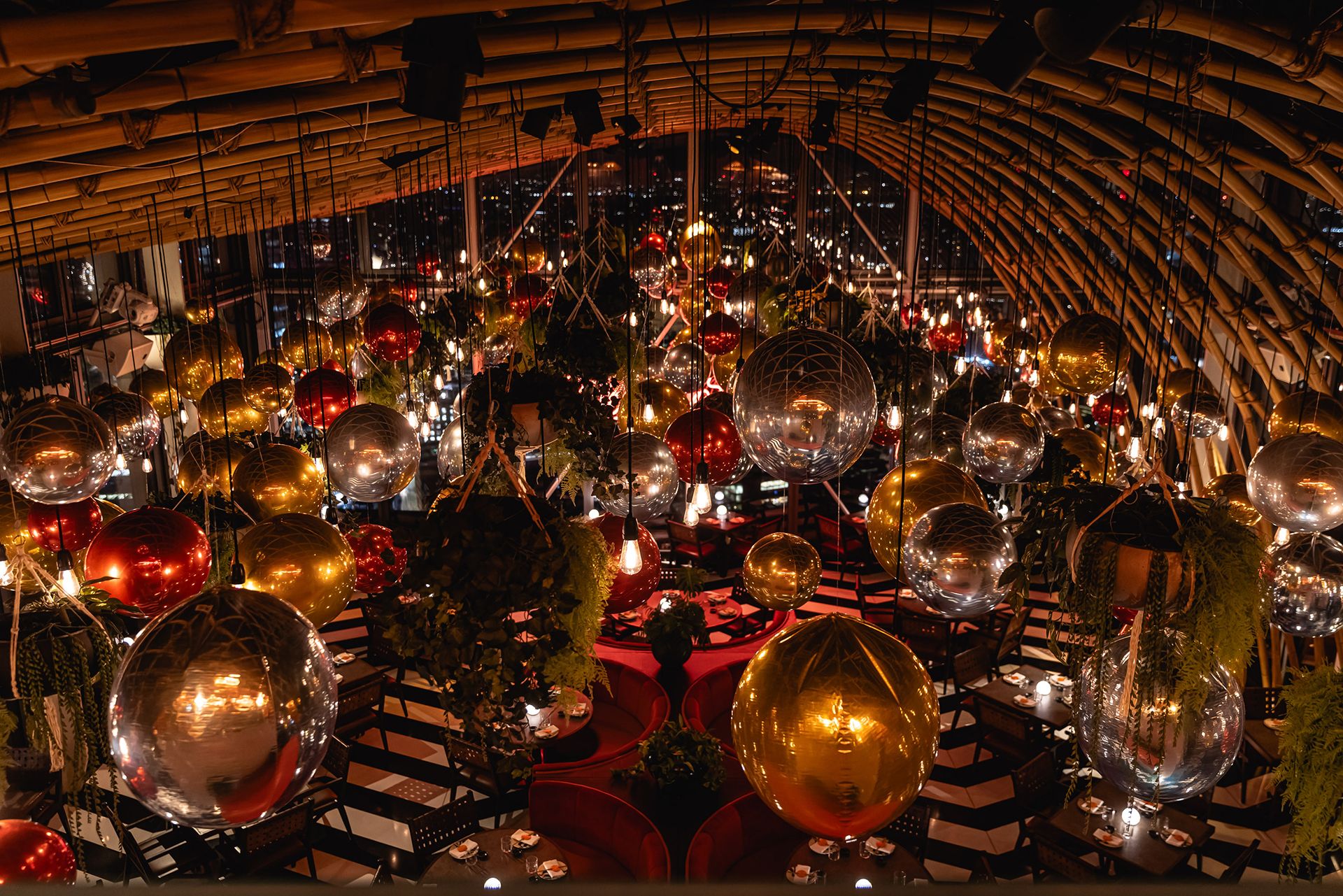 SUSHISAMBA Heron Tower Festive DECOR