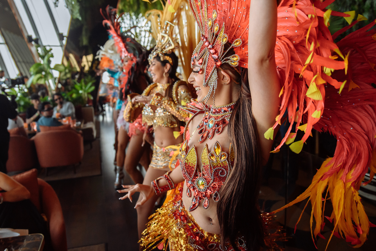 SUSHISAMBA DUBAI RIO BRUNCH SAMBA DANCERS