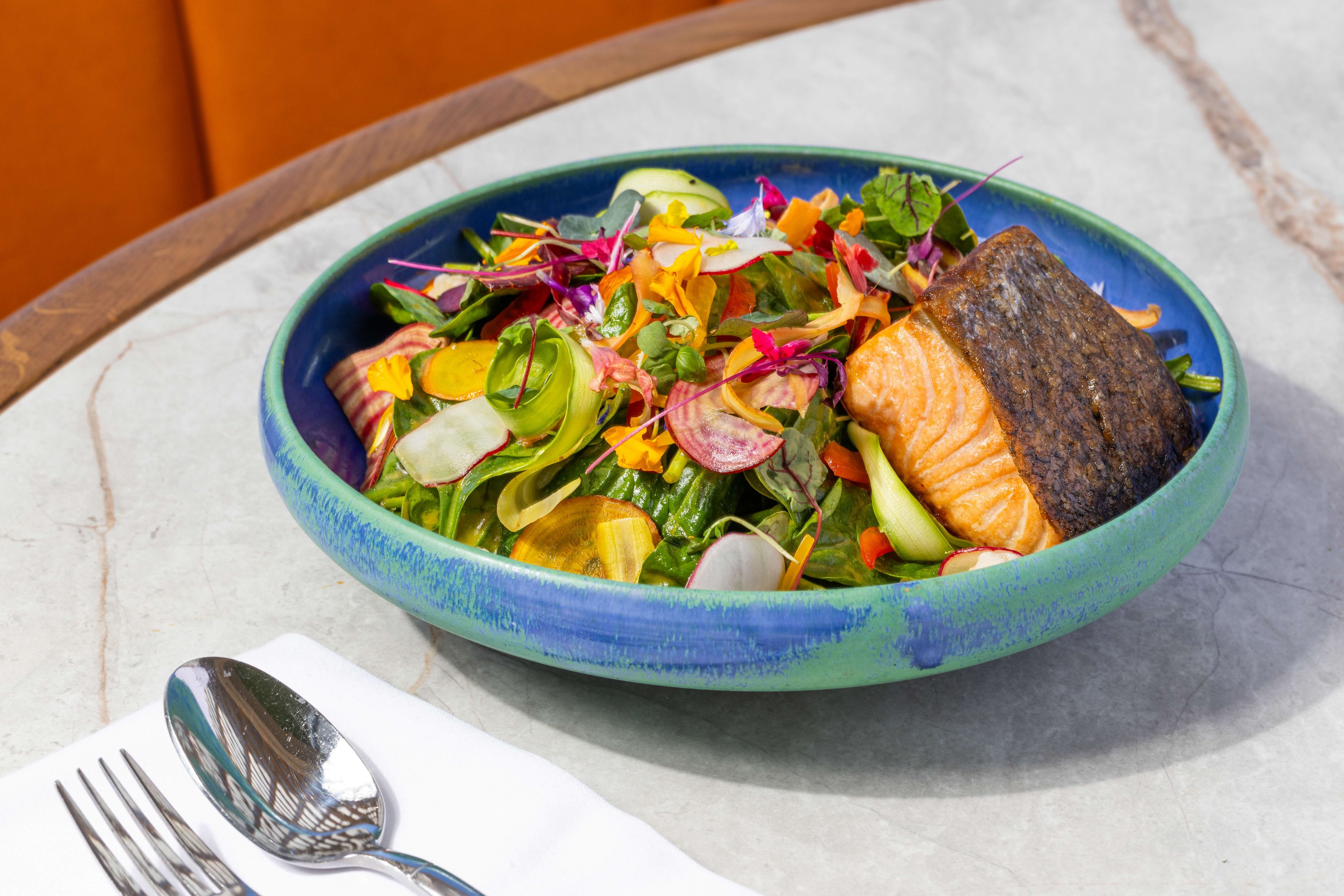 Samba Salad with Salmon SUSHISAMBA LA