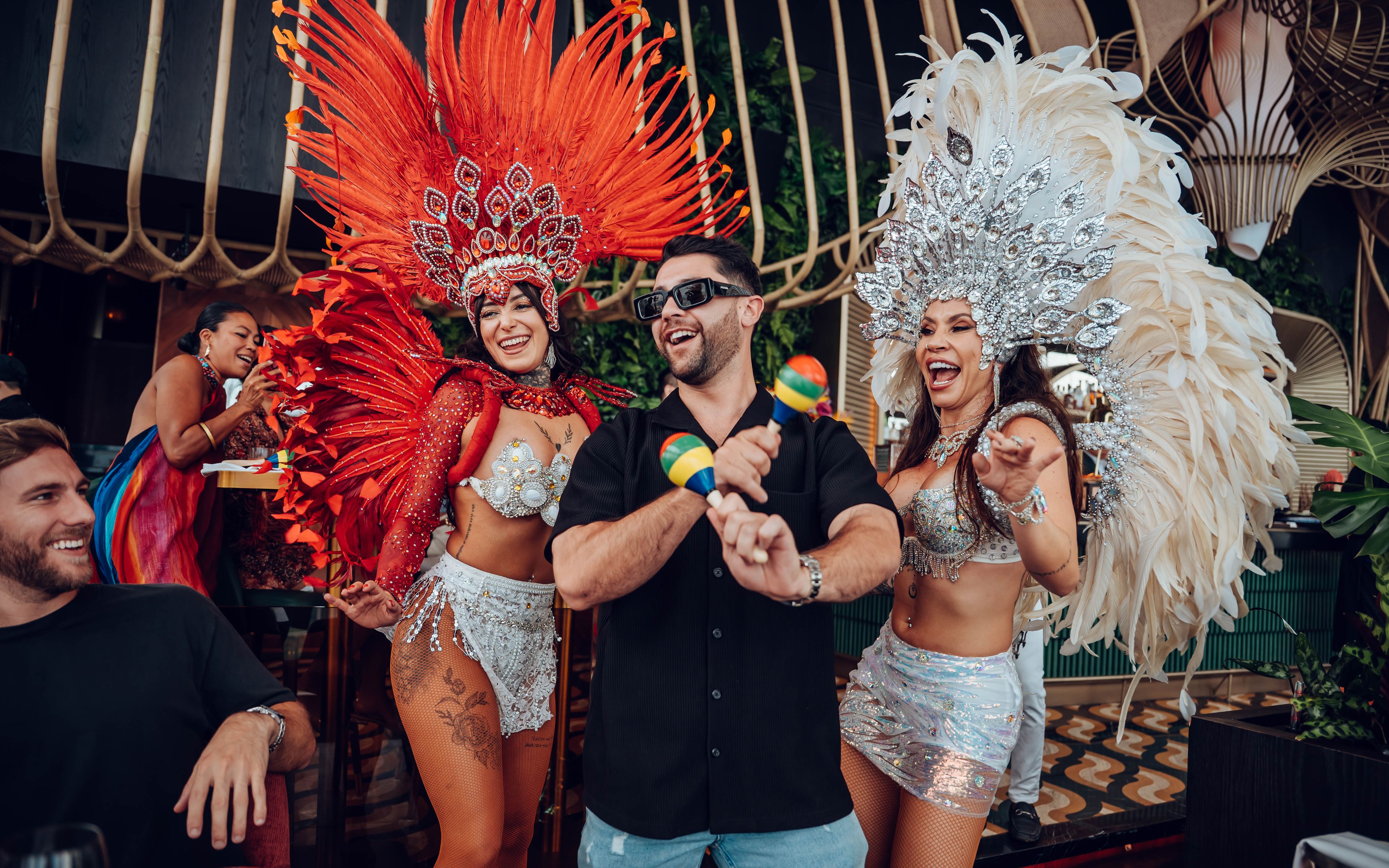 SUSHISAMBA Singapore Race to Samba brunch with dancers and guest